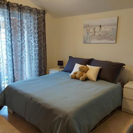 Apartment Marta Баньоле Екстериор снимка